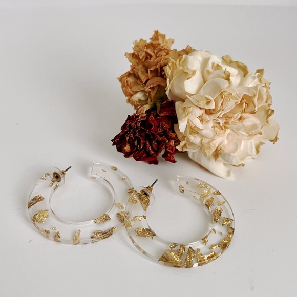 HANDMADE 24K GOLD FLAKE CLEAR RESIN EARRINGS - Picture 4 of 4